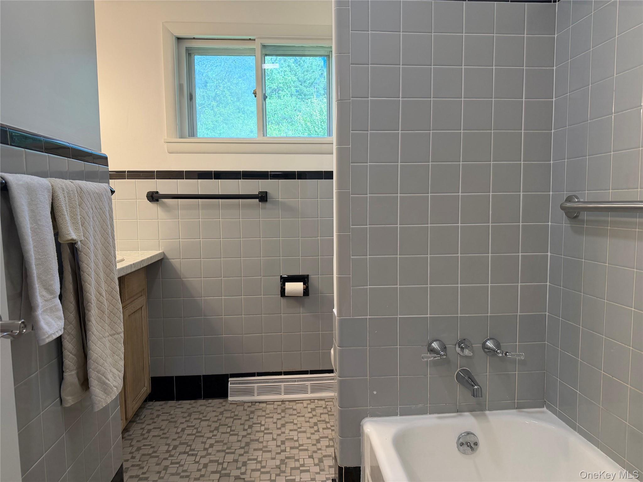 25 Gilbert Drive Property Photo 8