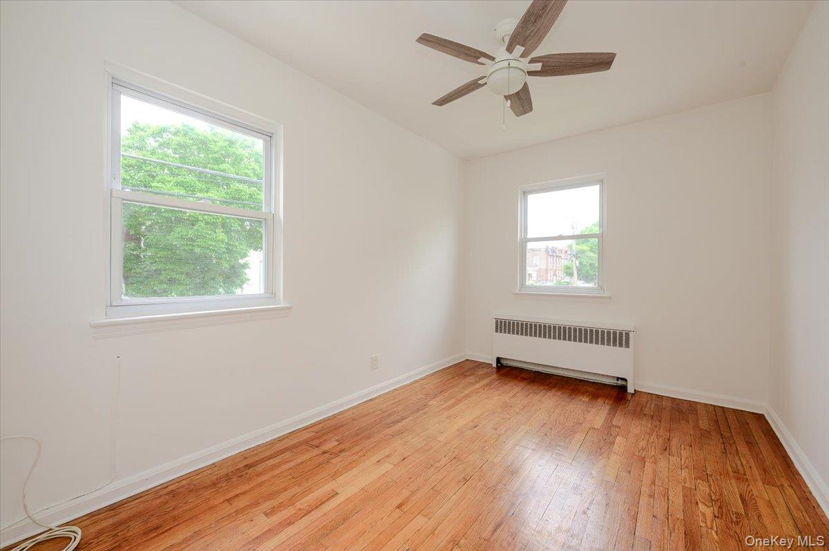 1103 Rhinelander Avenue Property Photo 17