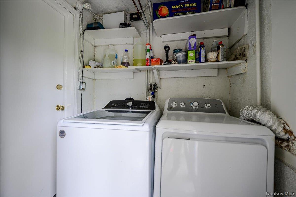 1103 Rhinelander Avenue Property Photo 27