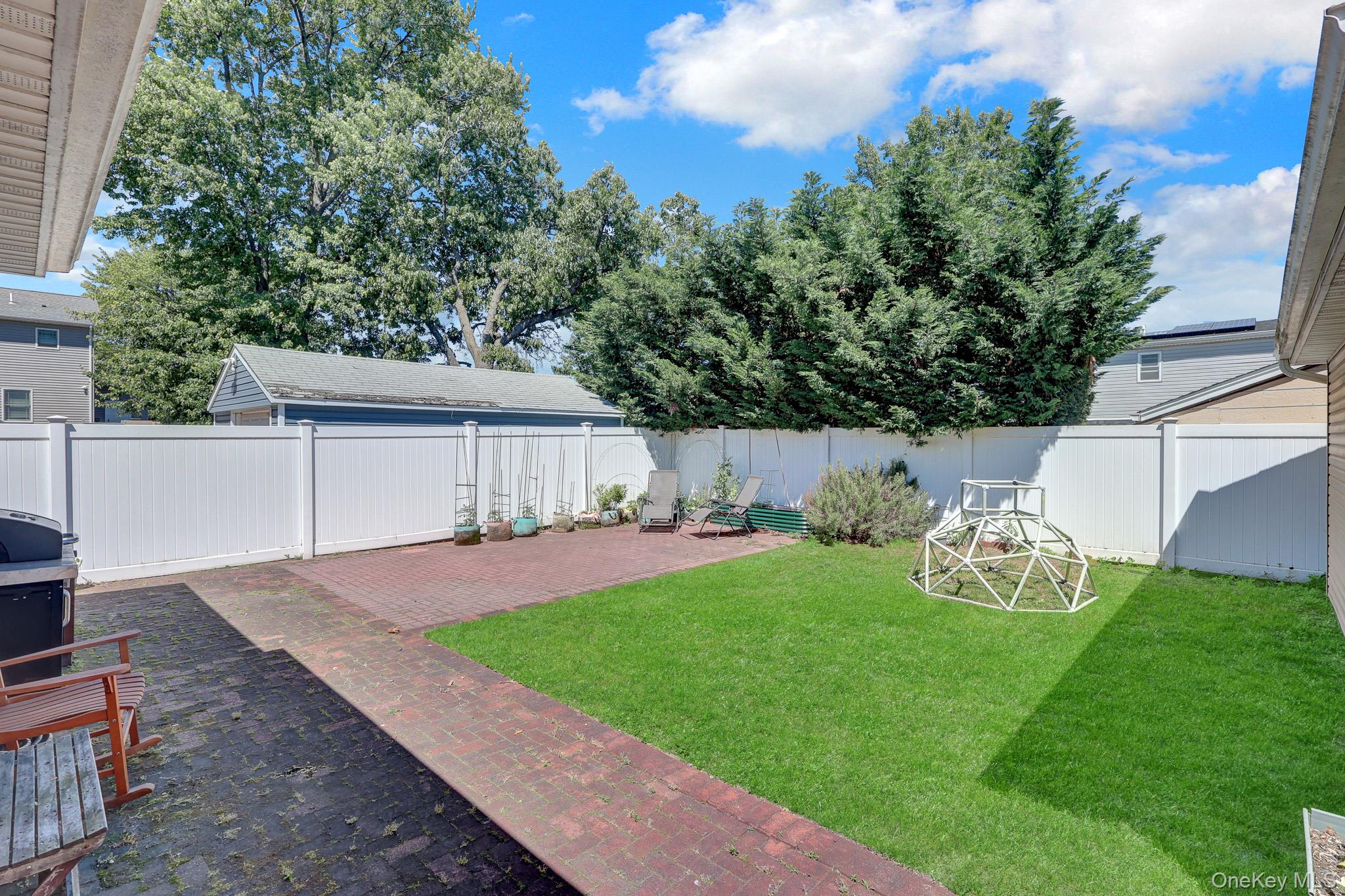 360 Westminster Road Property Photo 29