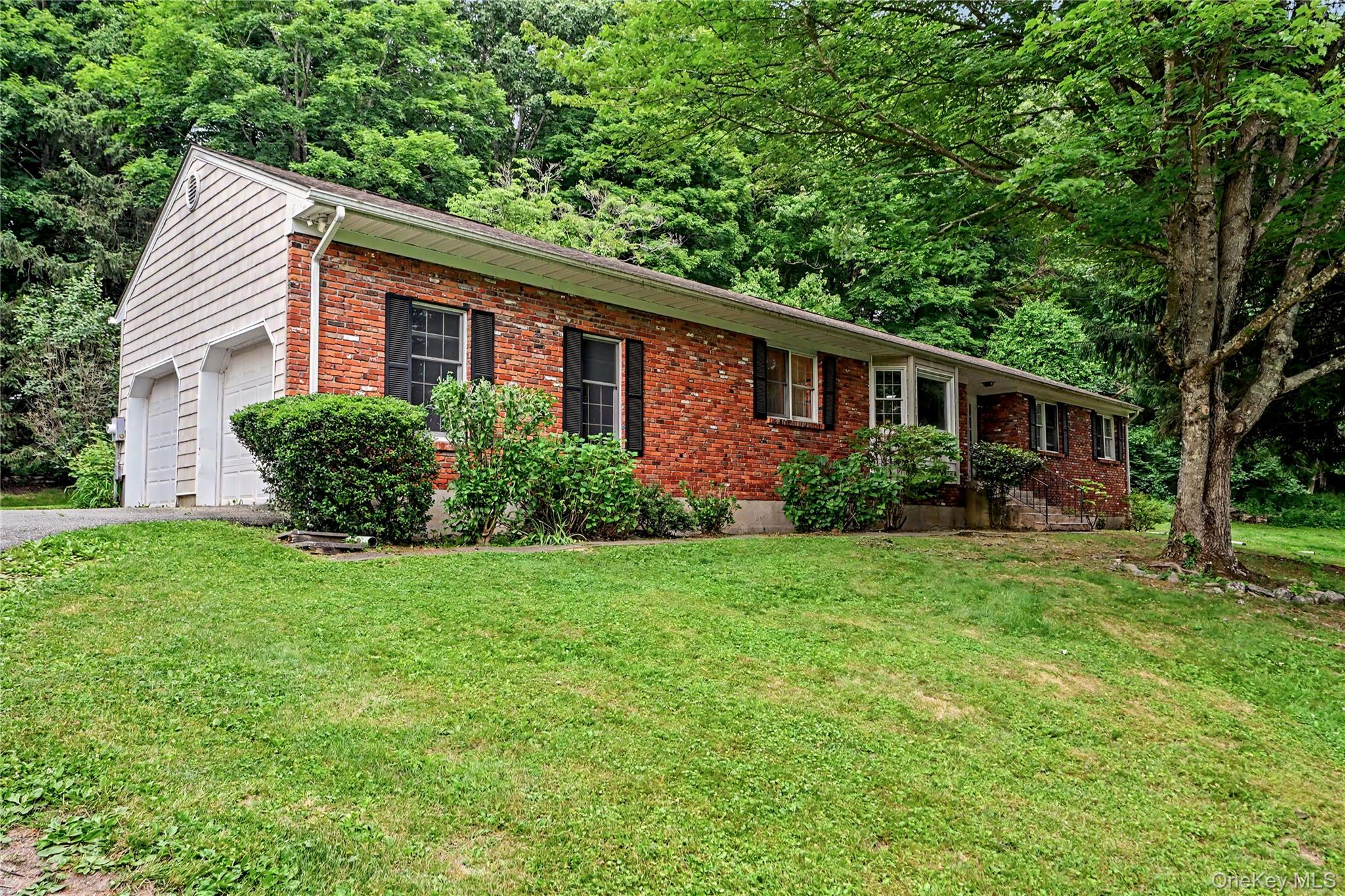 33 Sabbathday Hill Road Property Photo 1