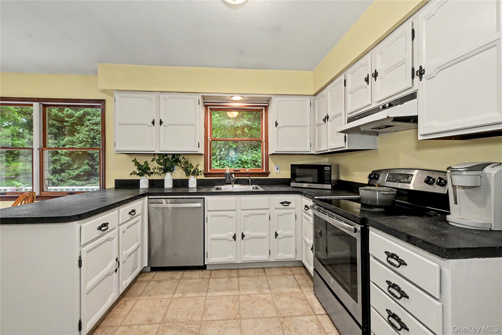 33 Sabbathday Hill Road Property Photo 6