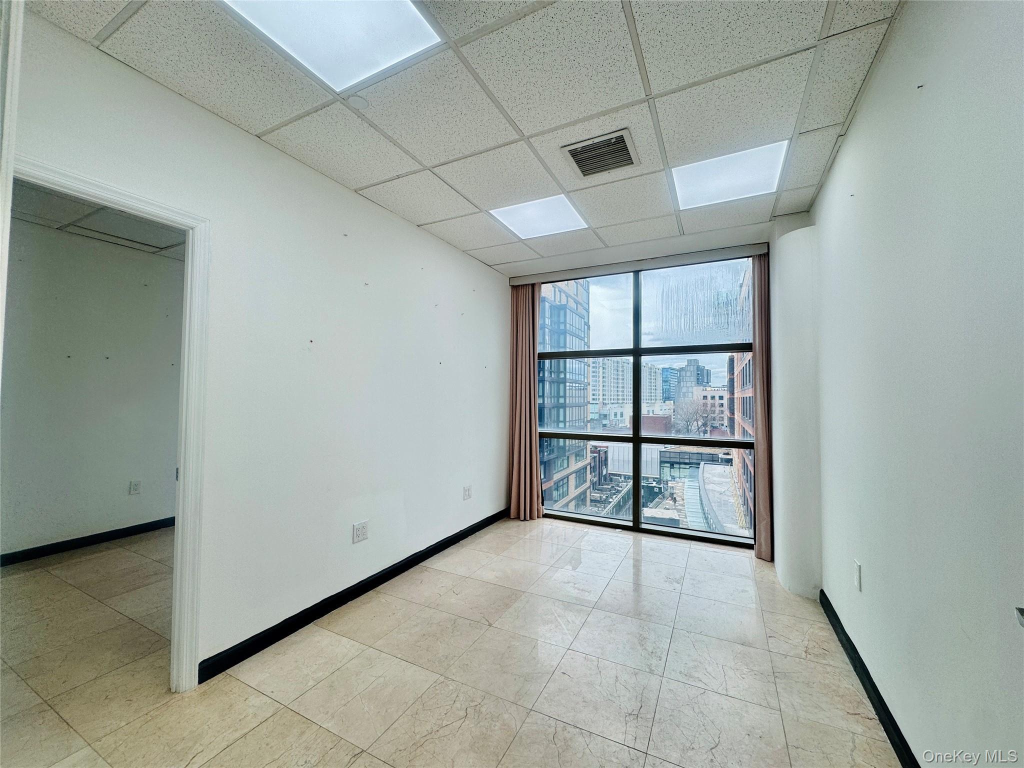 39-07 Prince Street 6f Property Photo 2