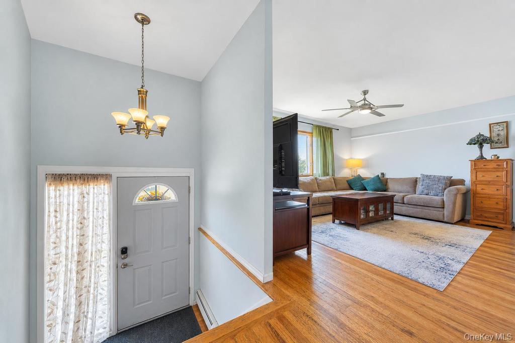 16 E Grove Street Property Photo 4