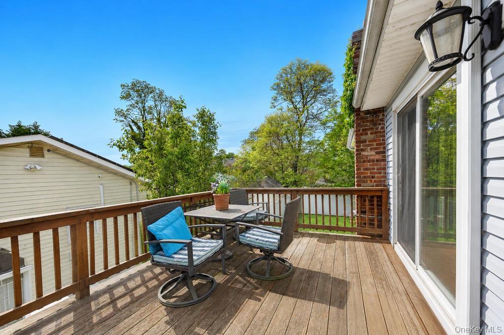 16 E Grove Street Property Photo 34