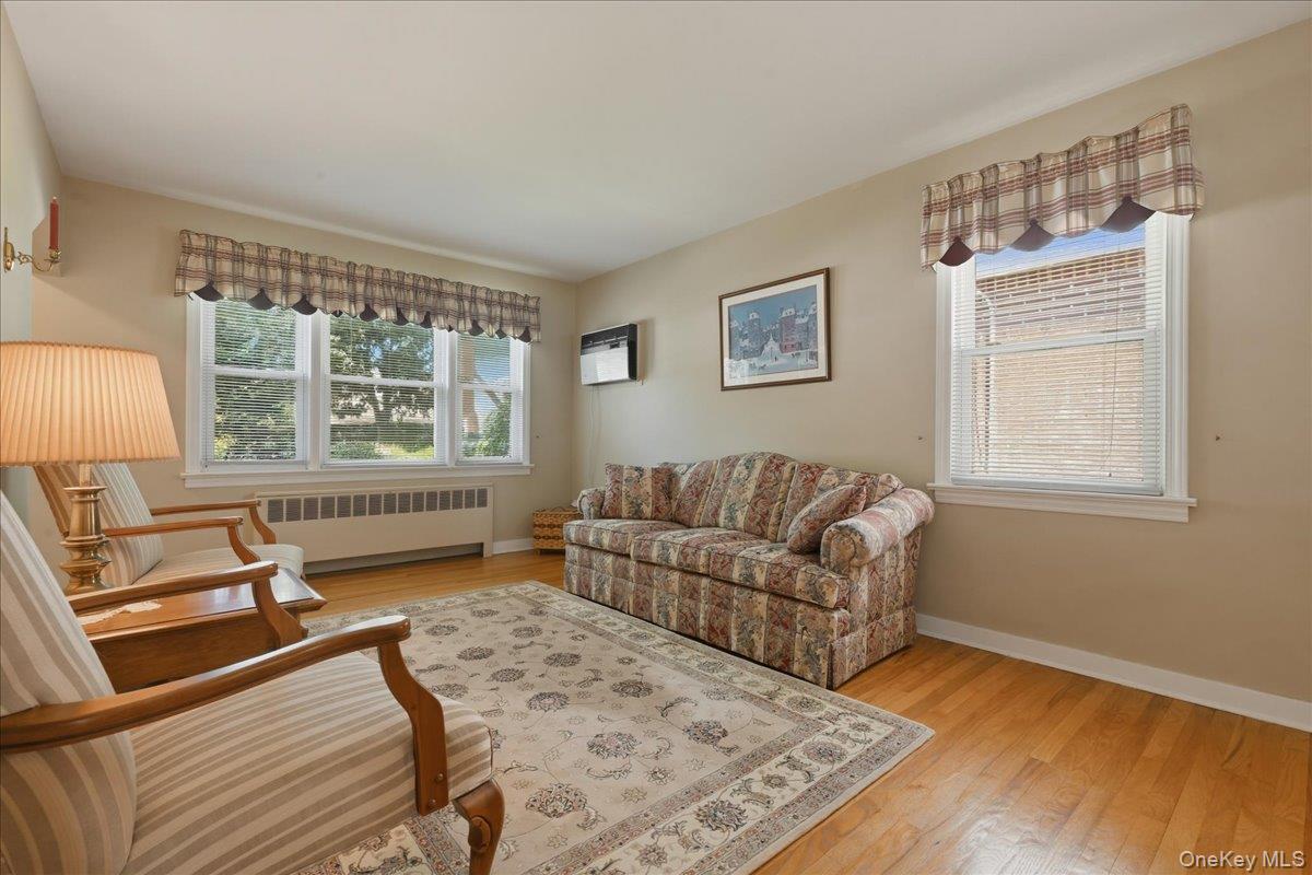 154 Cypress Street Property Photo 6