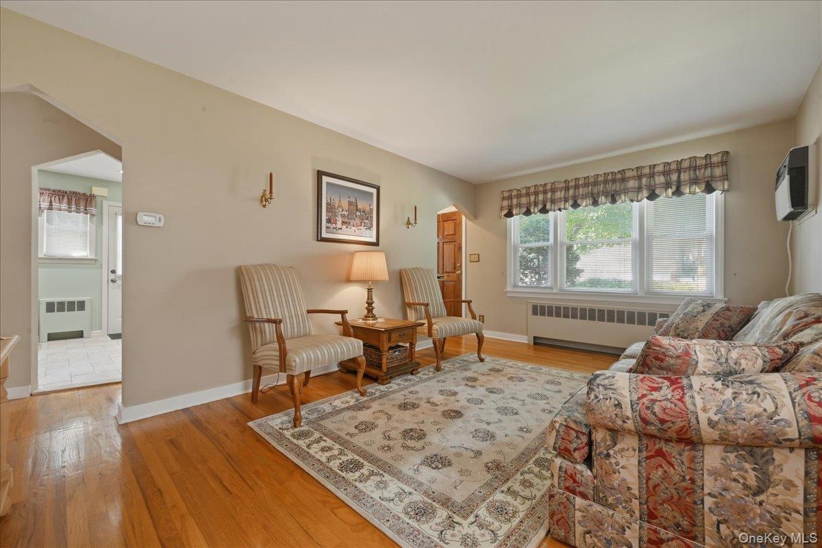 154 Cypress Street Property Photo 7