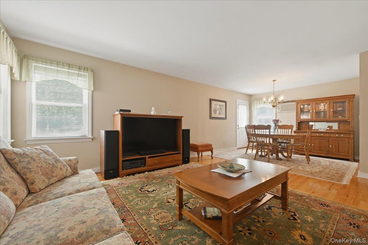 154 Cypress Street Property Photo 10
