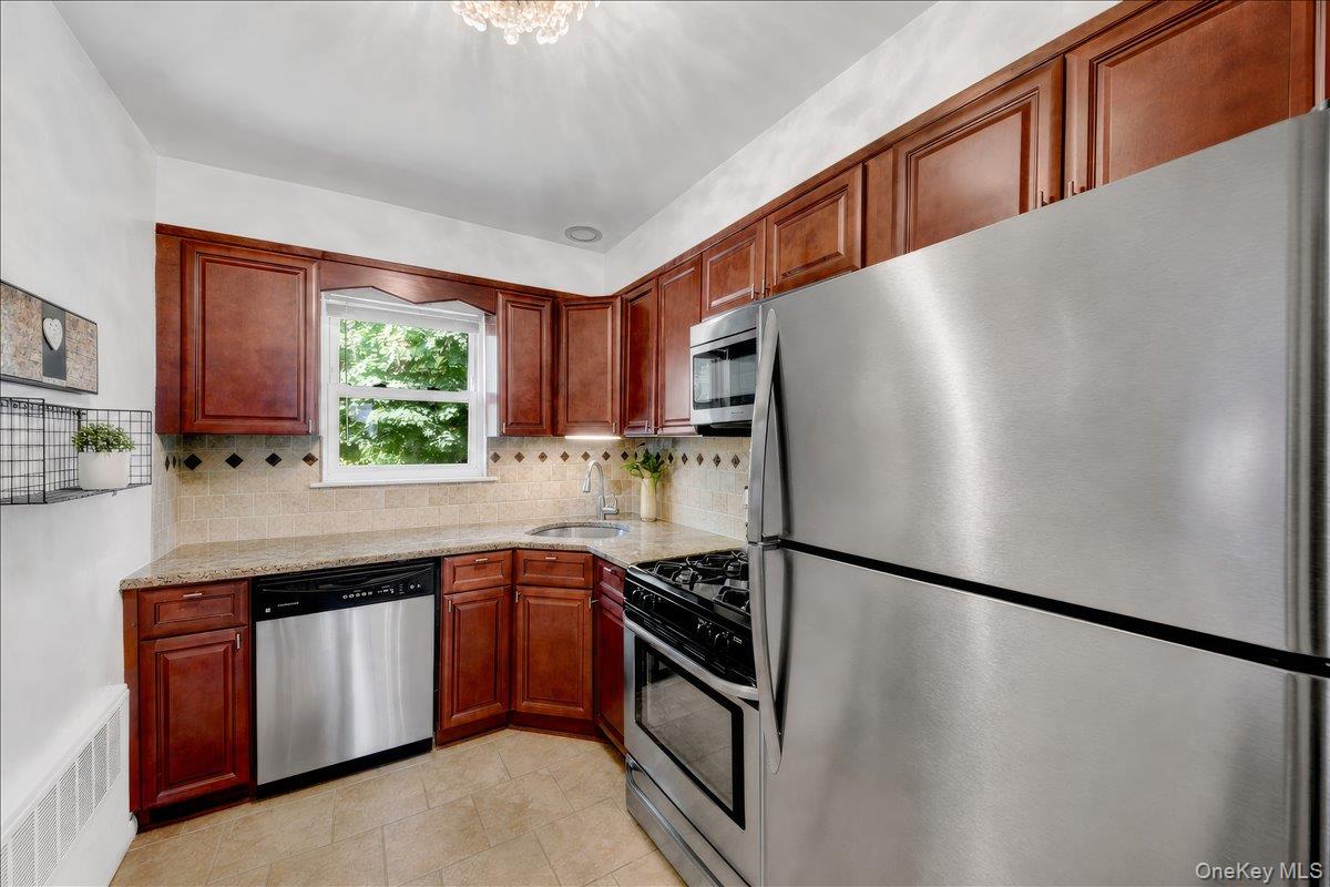125-3 S. Highland Avenue C5 Property Photo 11