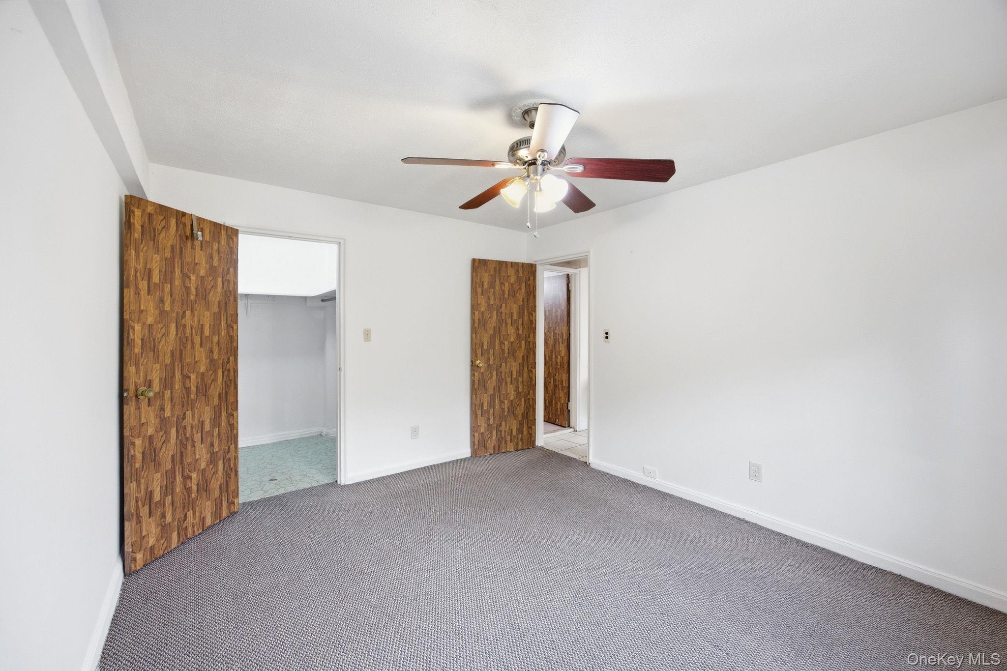 63-01 Borden Avenue Property Photo 18