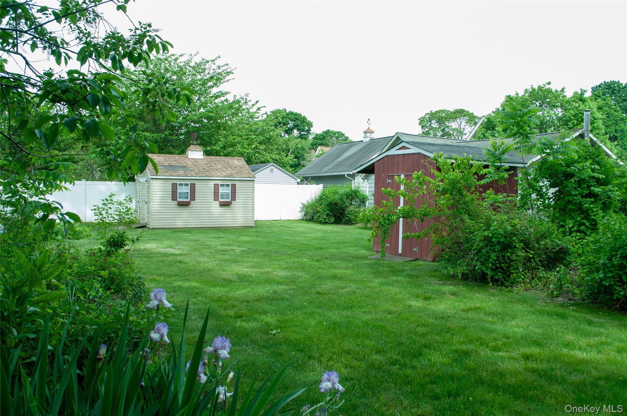 22 Oakland Avenue Property Photo 4