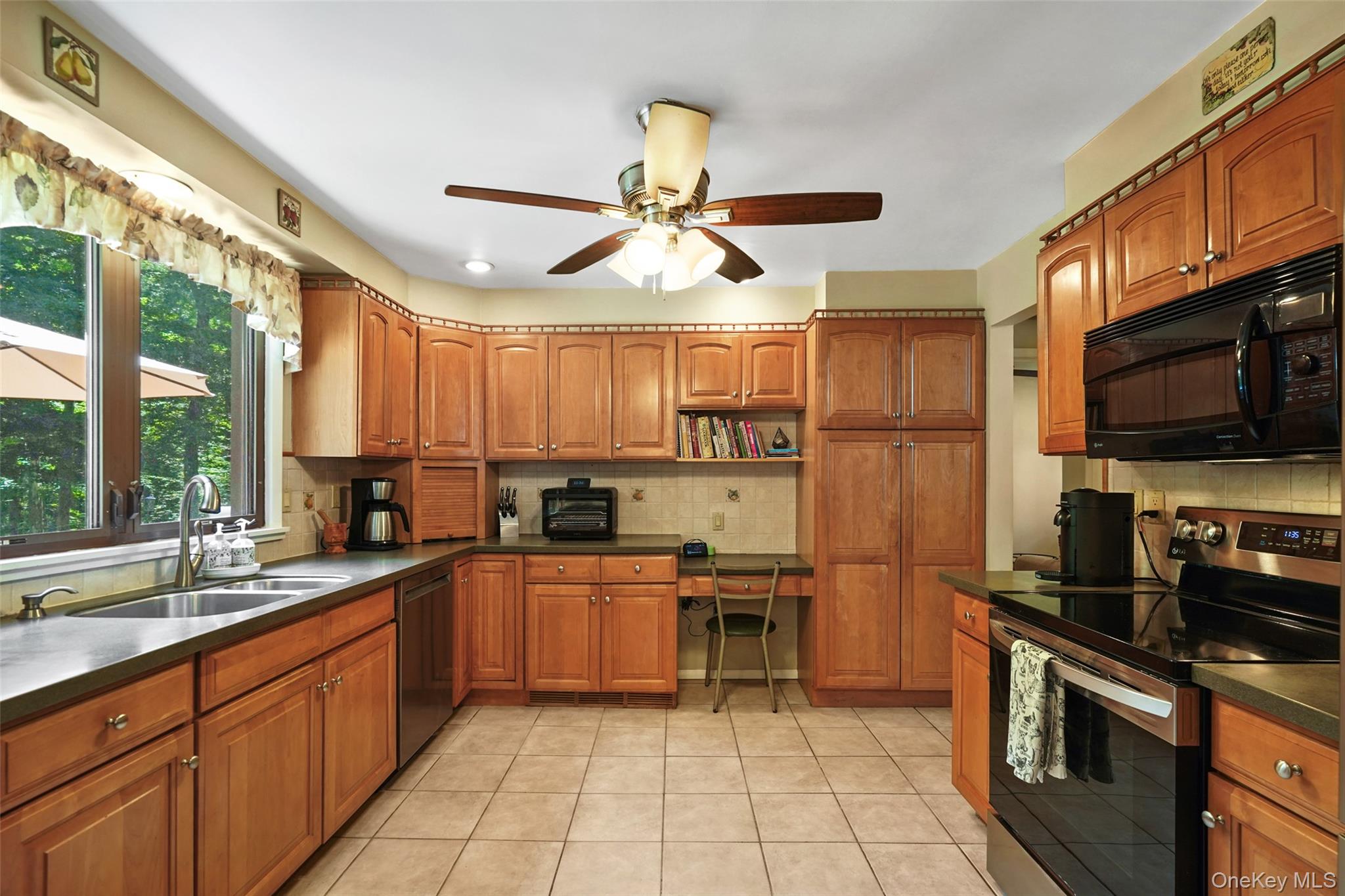90 Timberlane Court Property Photo 14