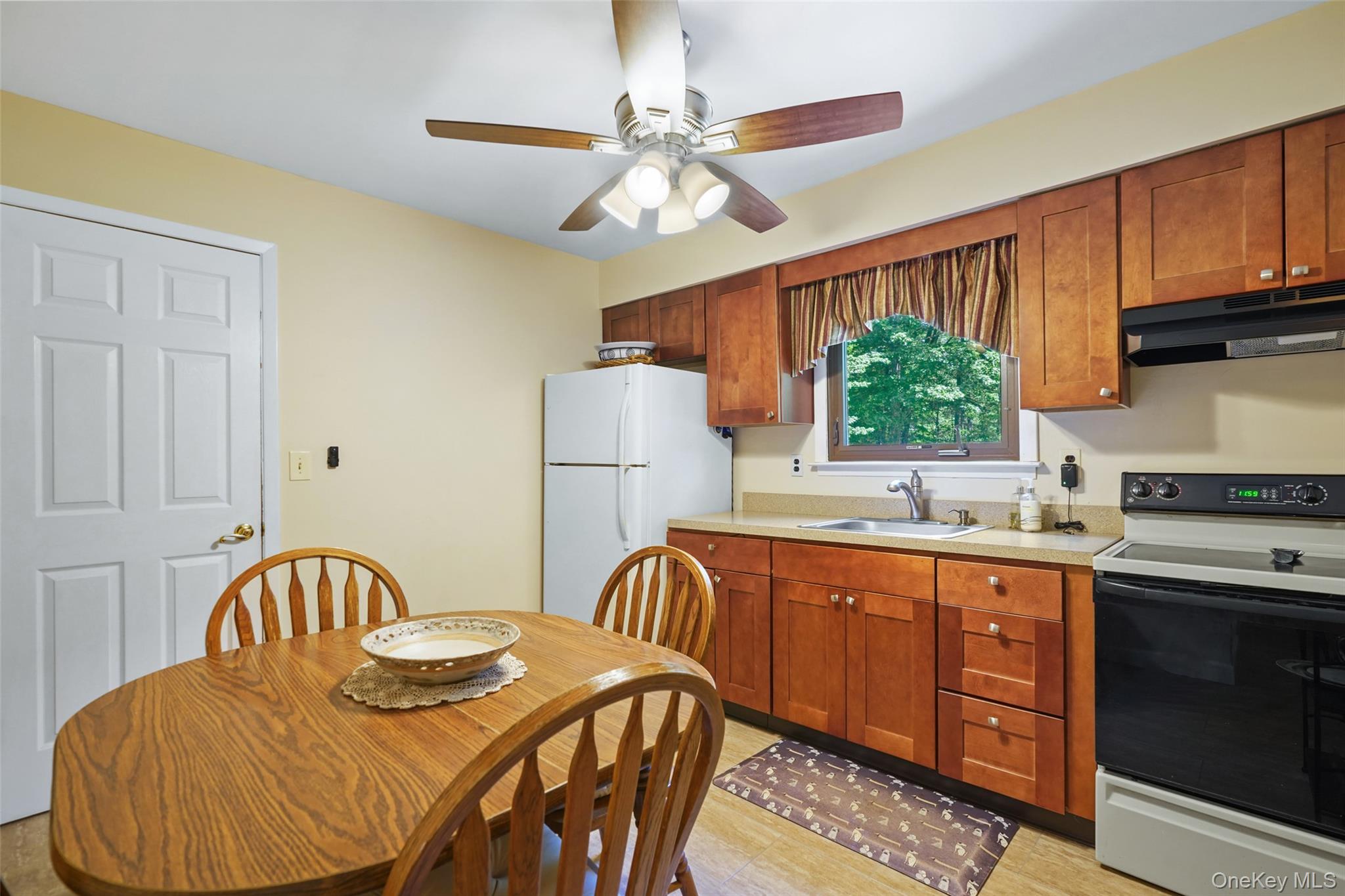90 Timberlane Court Property Photo 34