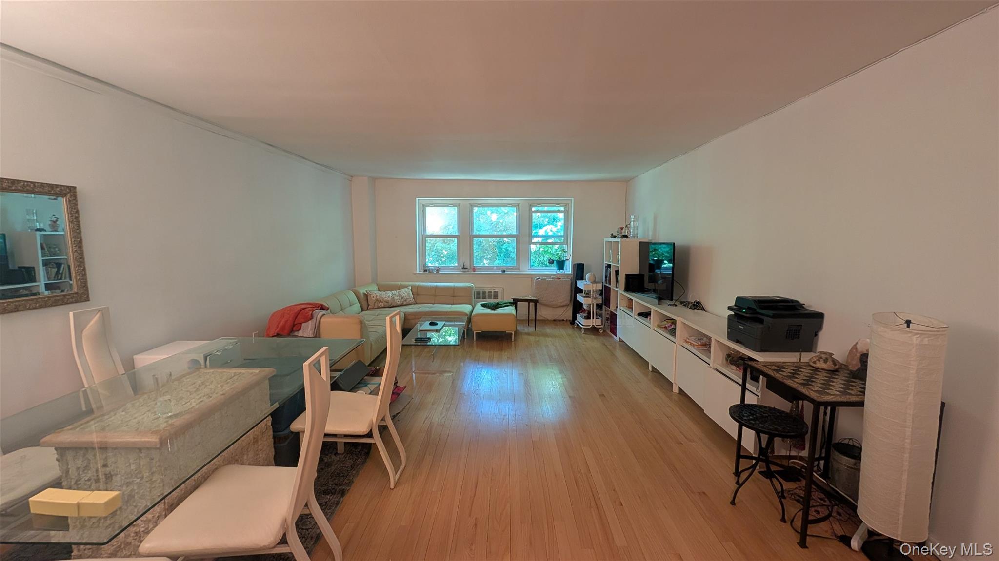 30 Pearsall Avenue 3p Property Photo 5