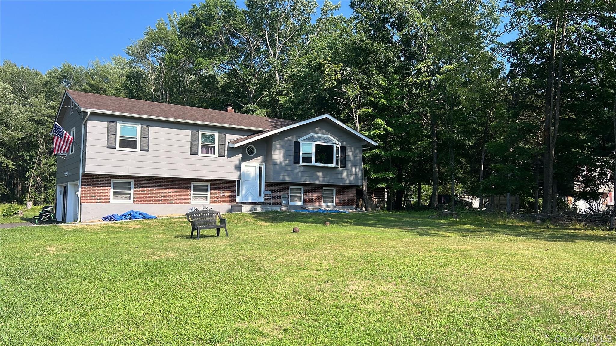 158 Sycamore Drive Property Photo 2