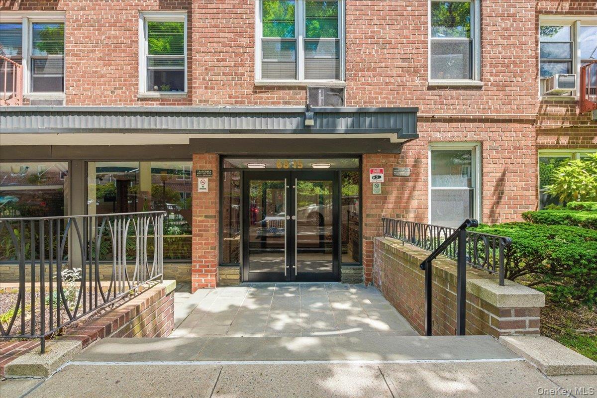 68-15 Selfridge Street 4f Property Photo 2