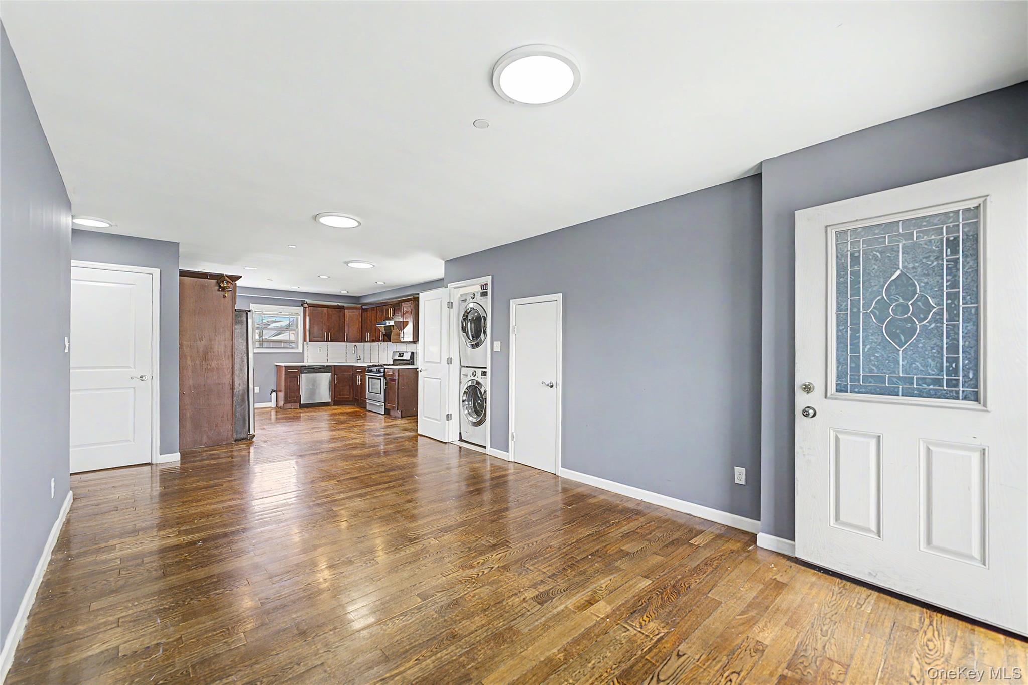 10205 Davenport Court Property Photo 7