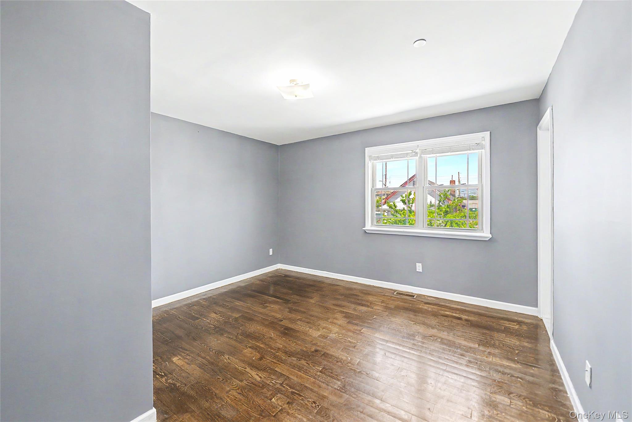 10205 Davenport Court Property Photo 14