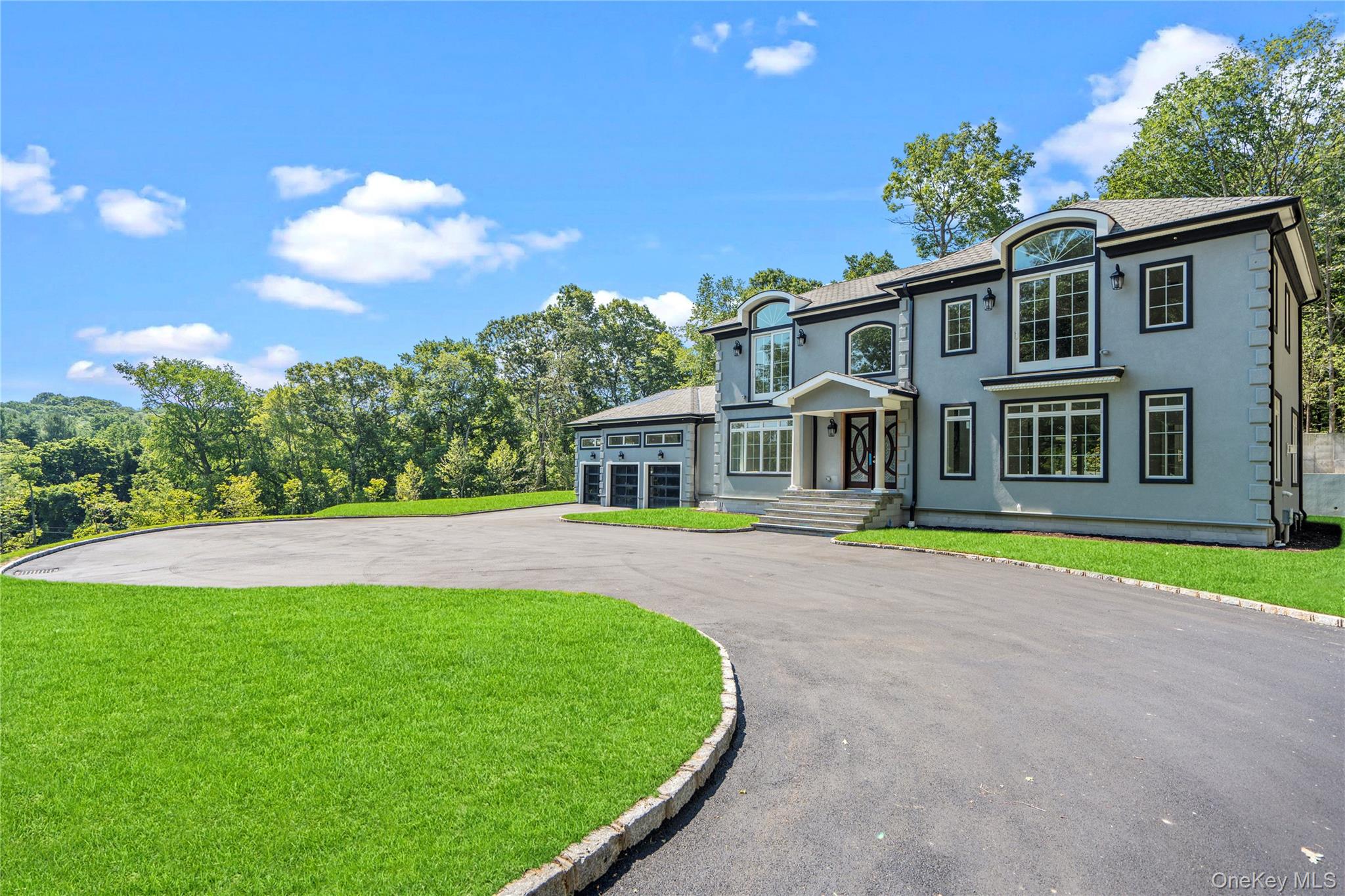 23 Woodbury Road