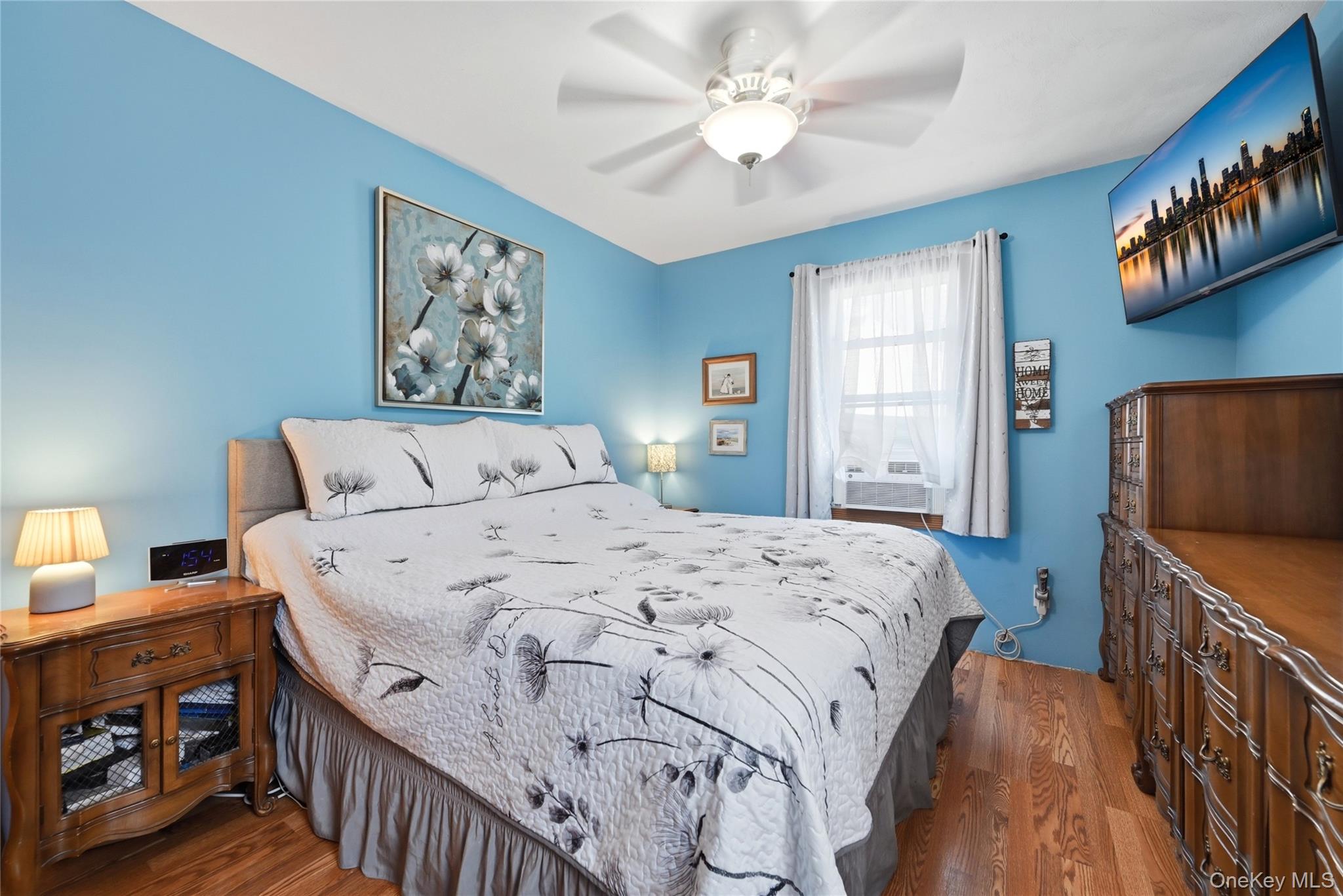 234 Islip Boulevard Property Photo 18