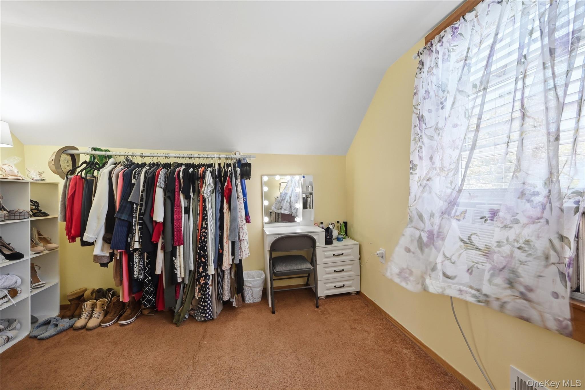 234 Islip Boulevard Property Photo 22