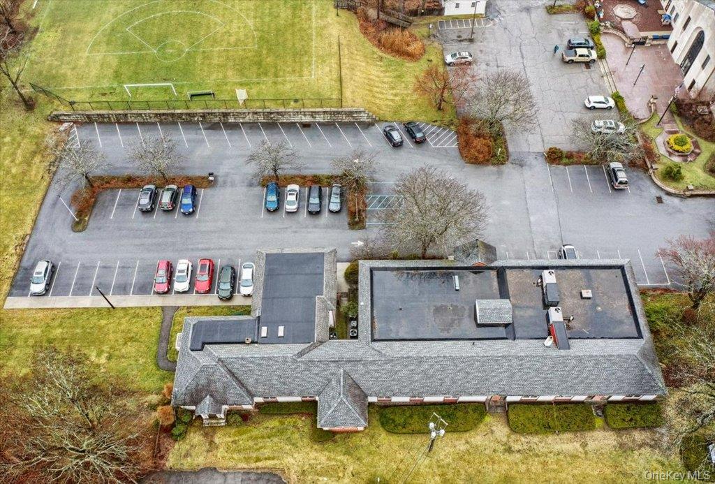 527 Route 22 Property Photo 1