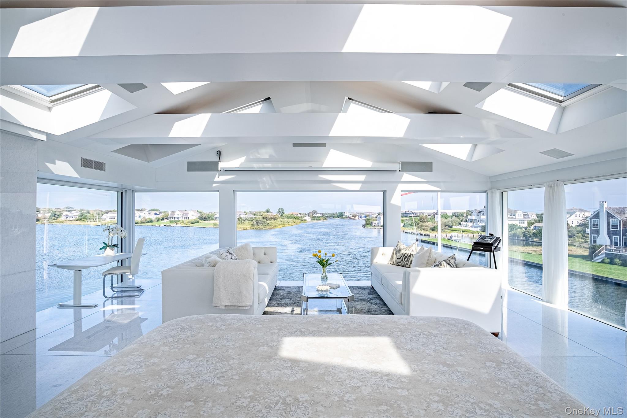 38 Beach Lane Property Photo 10