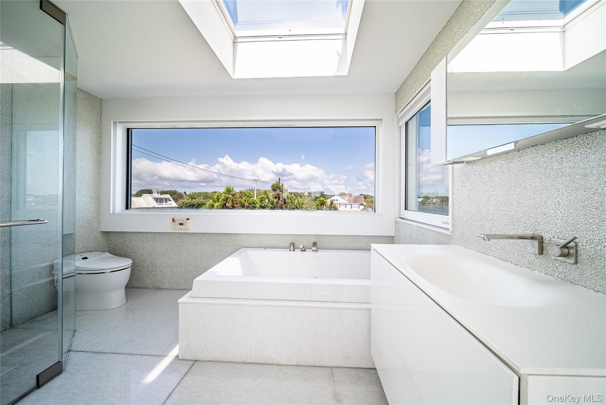 38 Beach Lane Property Photo 13