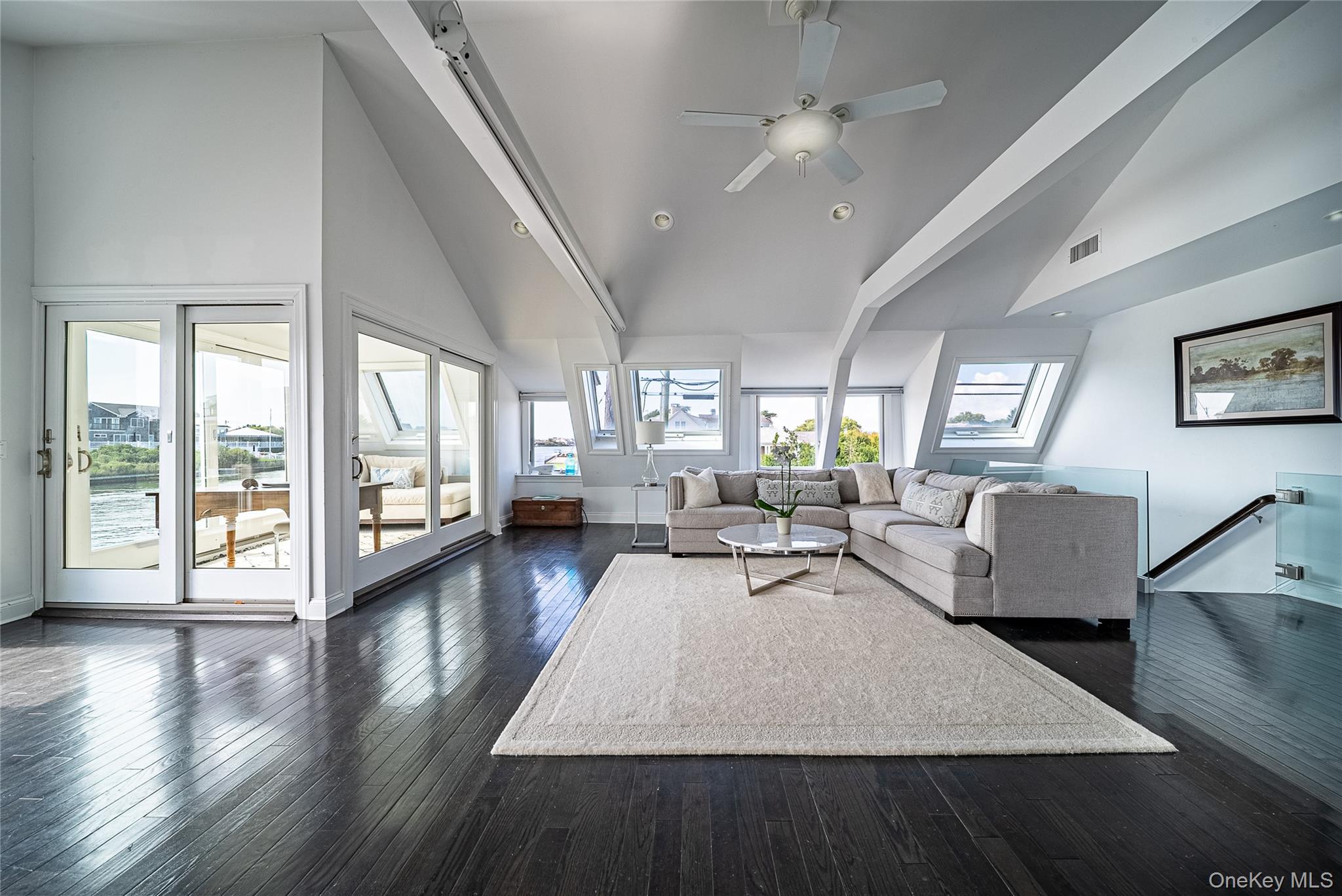 38 Beach Lane Property Photo 14