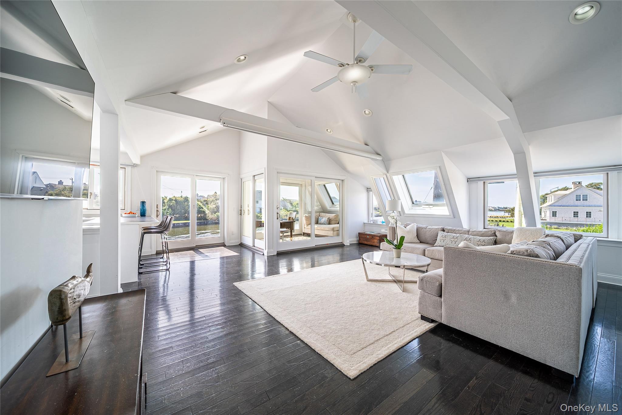 38 Beach Lane Property Photo 15