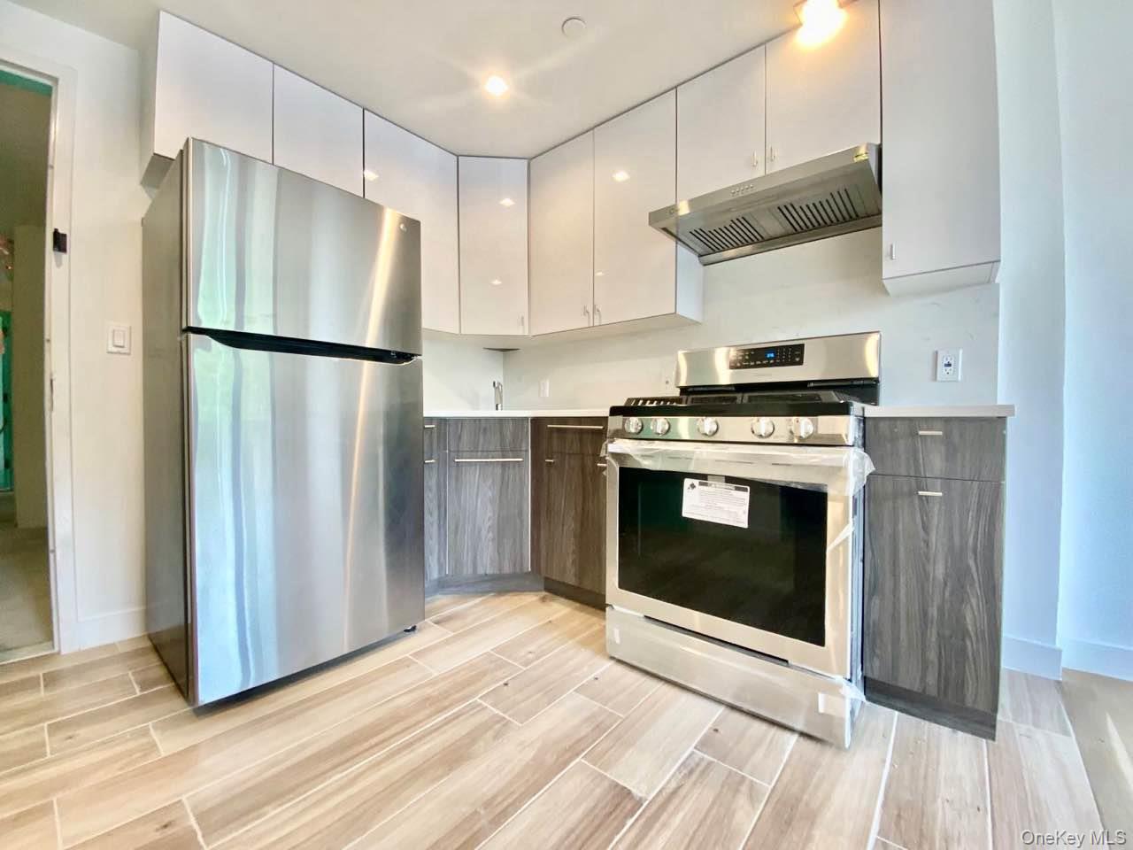 14020 Cherry Avenue 3C Property Photo 1