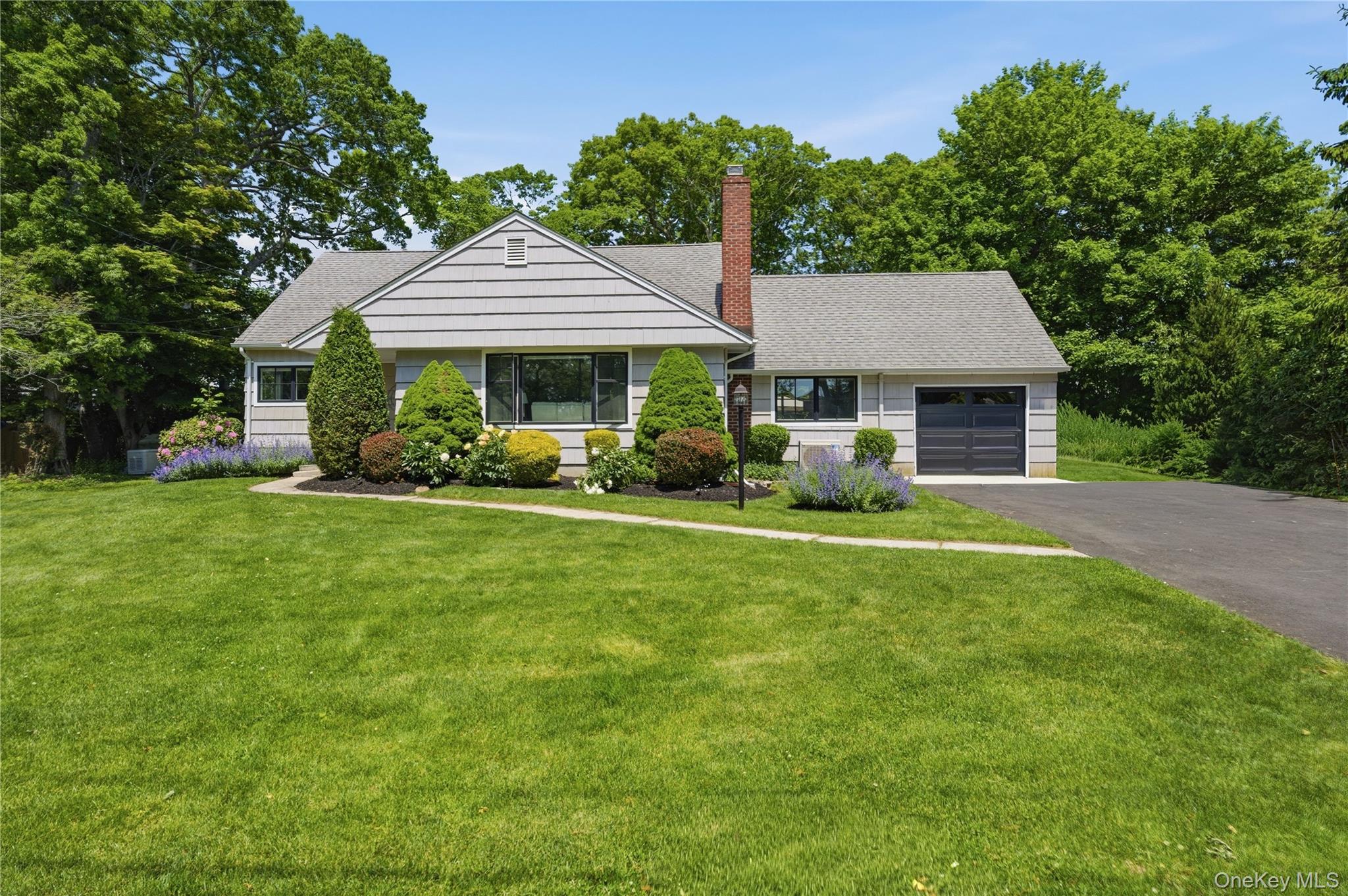 12 Wayne Court Property Photo 1