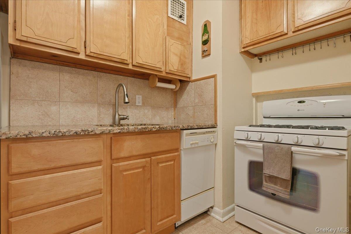 100 Brooklyn Avenue 4v Property Photo 14
