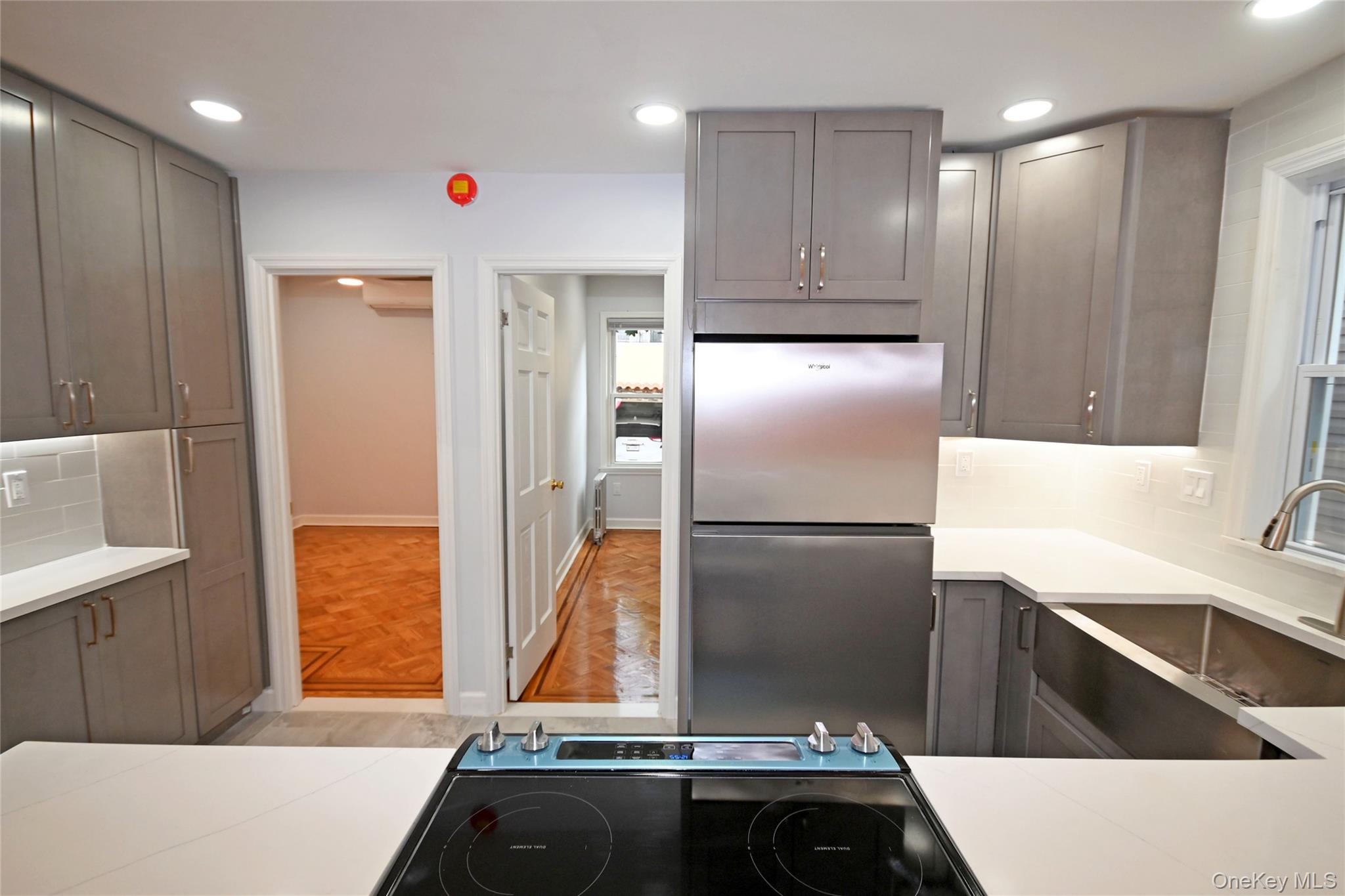 7030 66th Place Property Photo 2