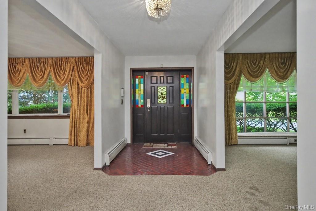 2 Troy Place Property Photo 8