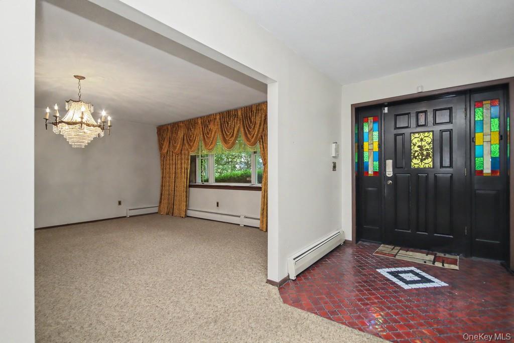 2 Troy Place Property Photo 9
