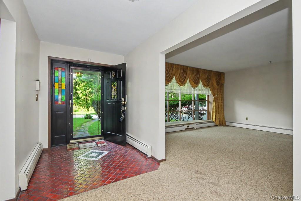 2 Troy Place Property Photo 10
