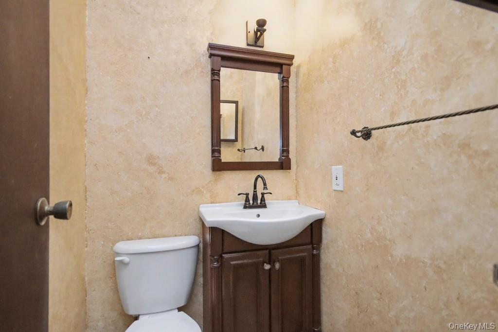 2 Troy Place Property Photo 30