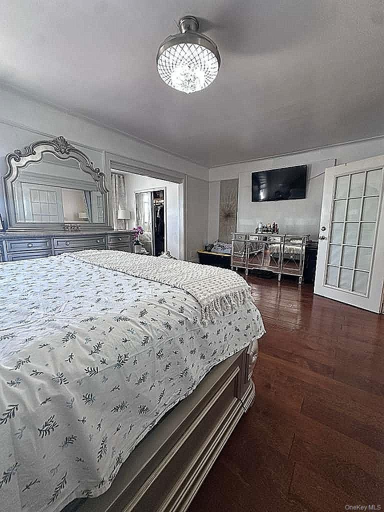 18811 Dunkirk Drive Property Photo 9