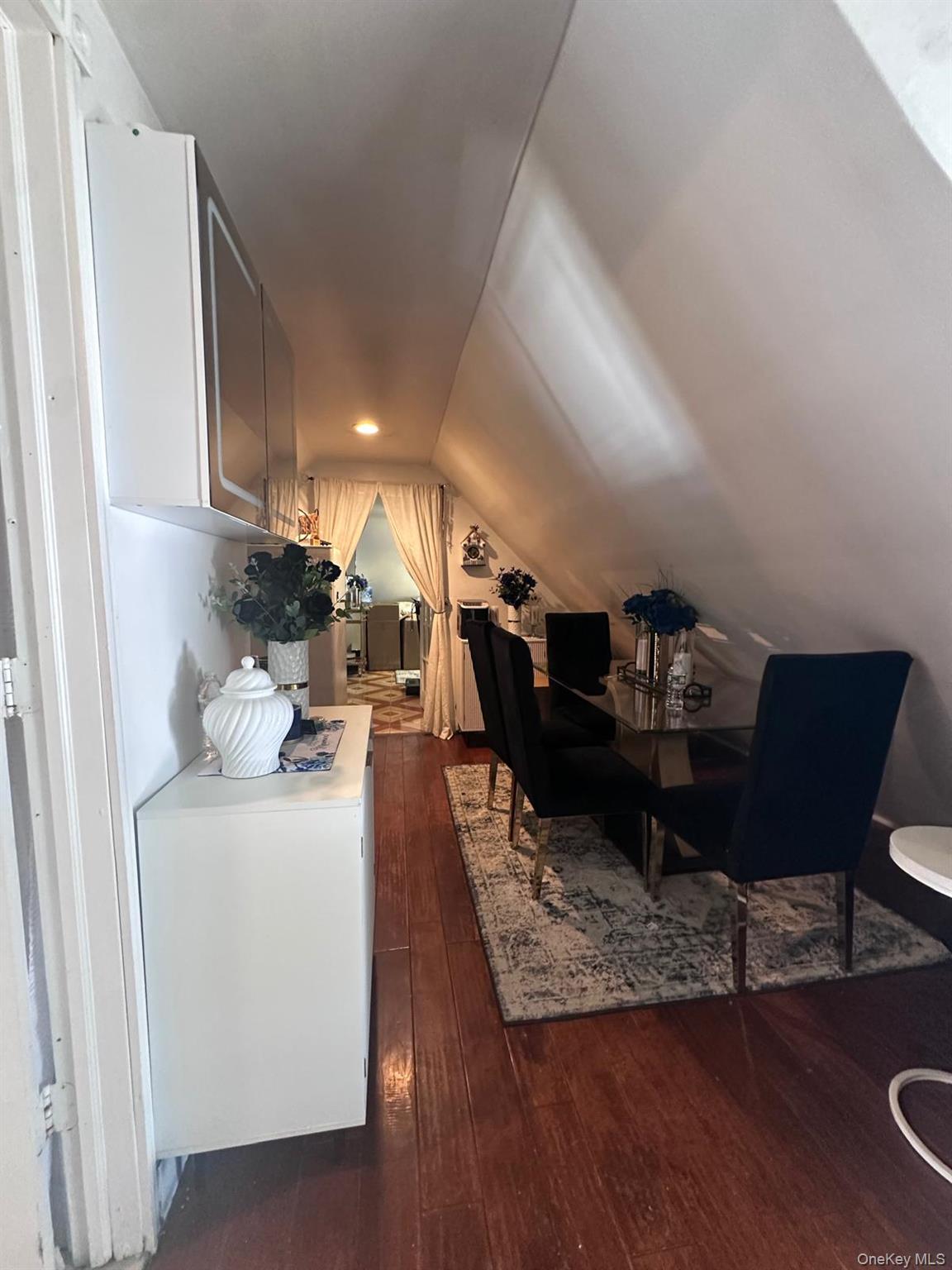 18811 Dunkirk Drive Property Photo 14