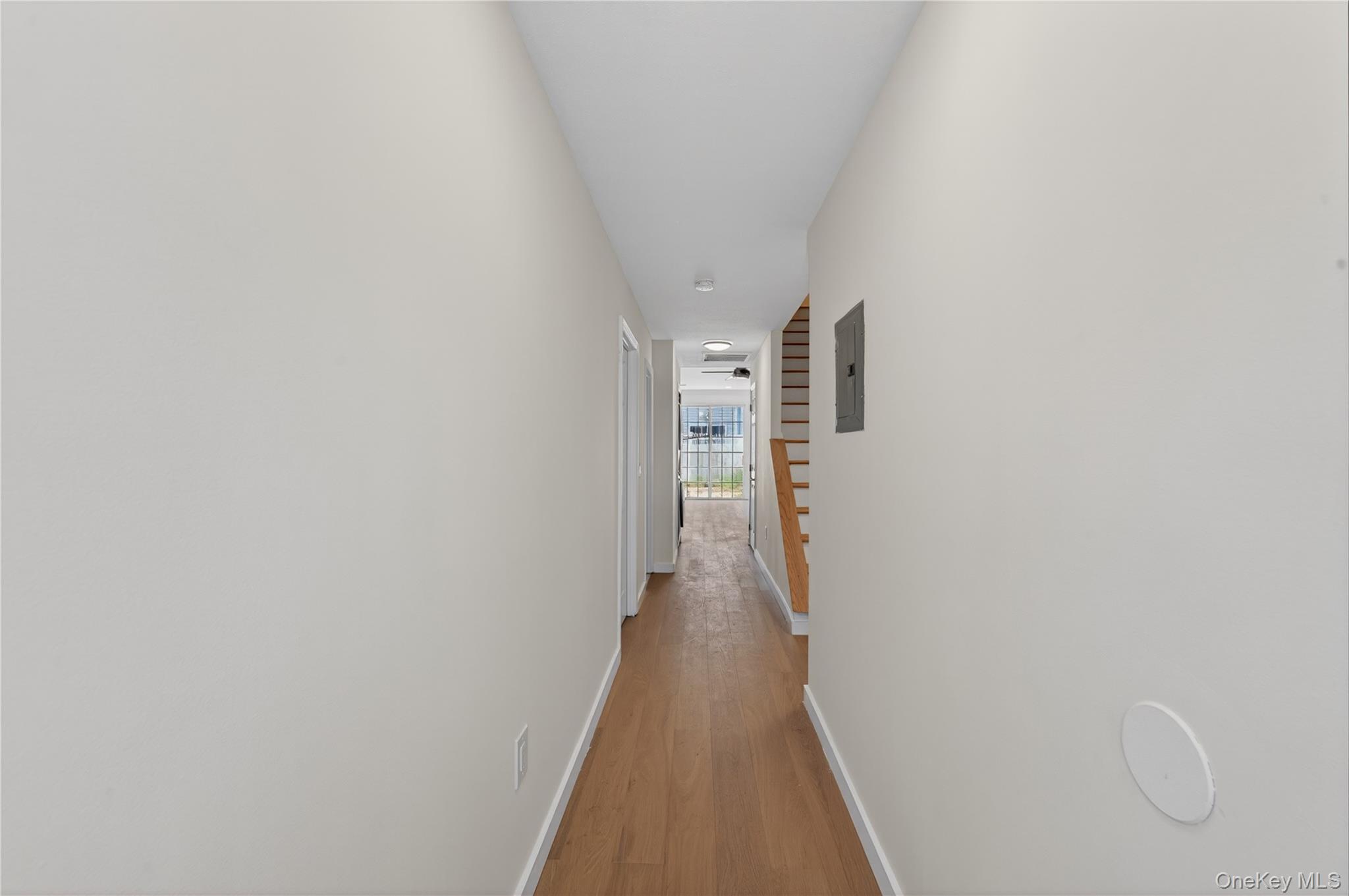 93 Admiral Court 83 Property Photo 6