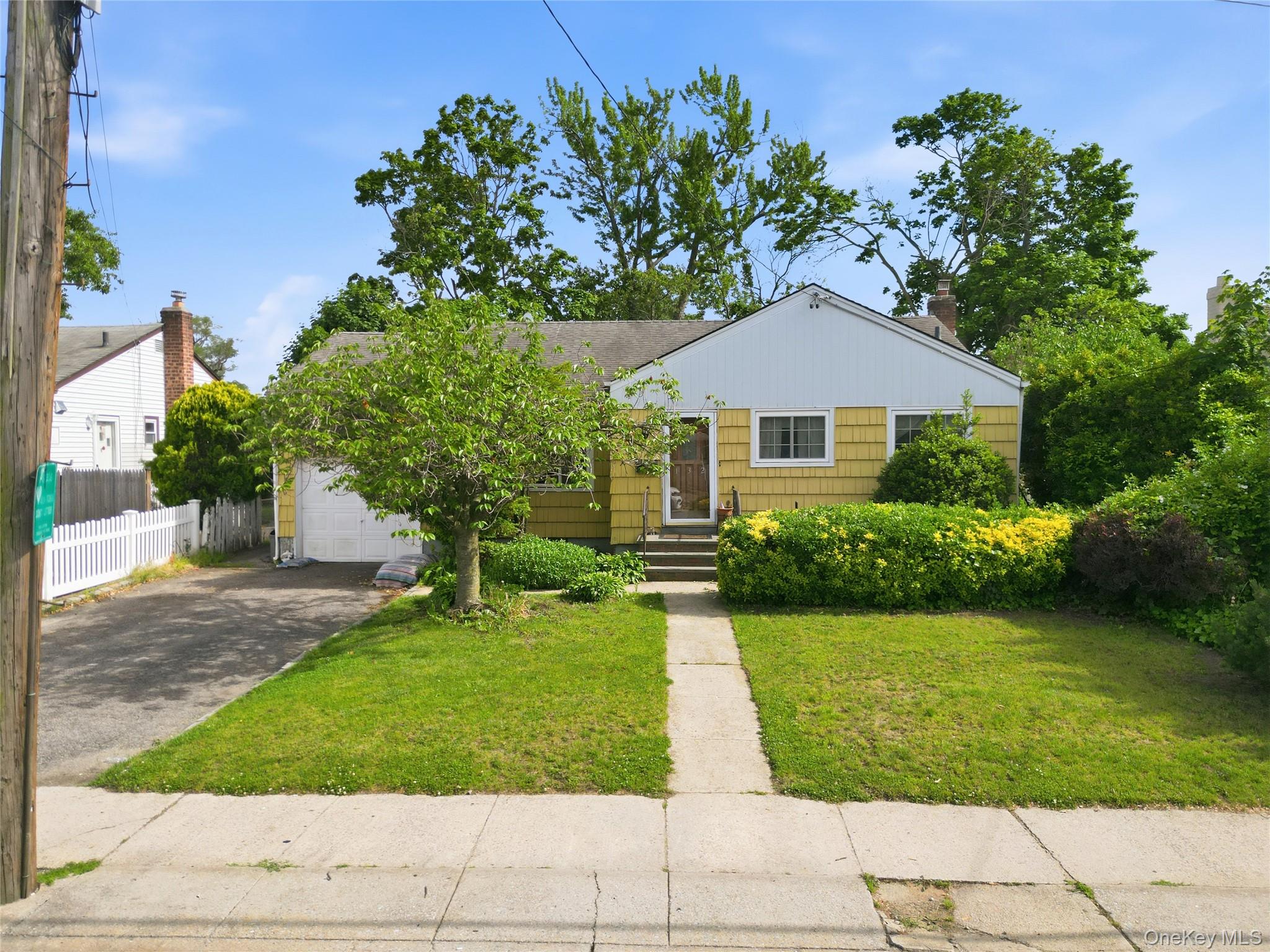 132 Davison Avenue Property Photo 25