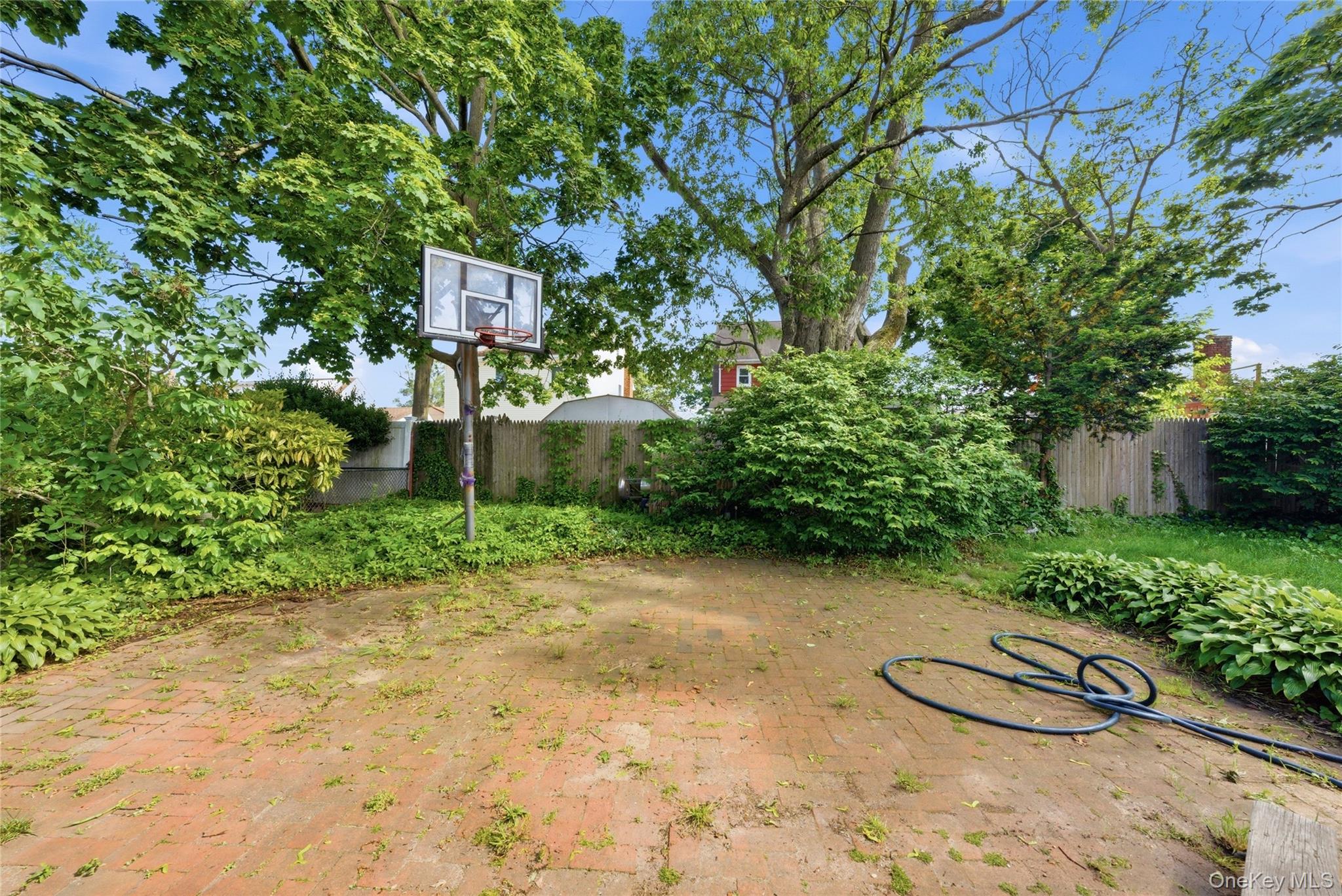 132 Davison Avenue Property Photo 27