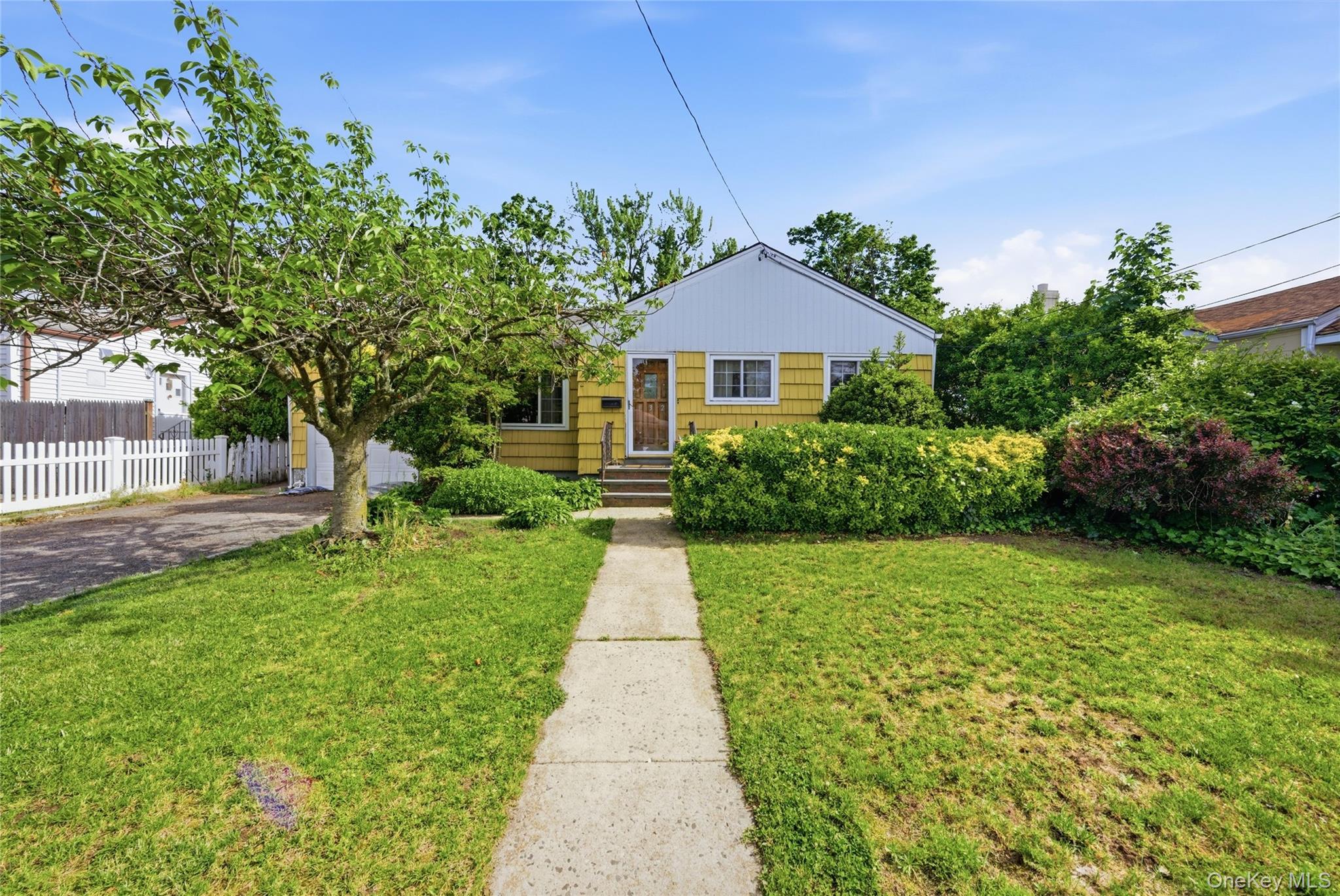 132 Davison Avenue Property Photo 30