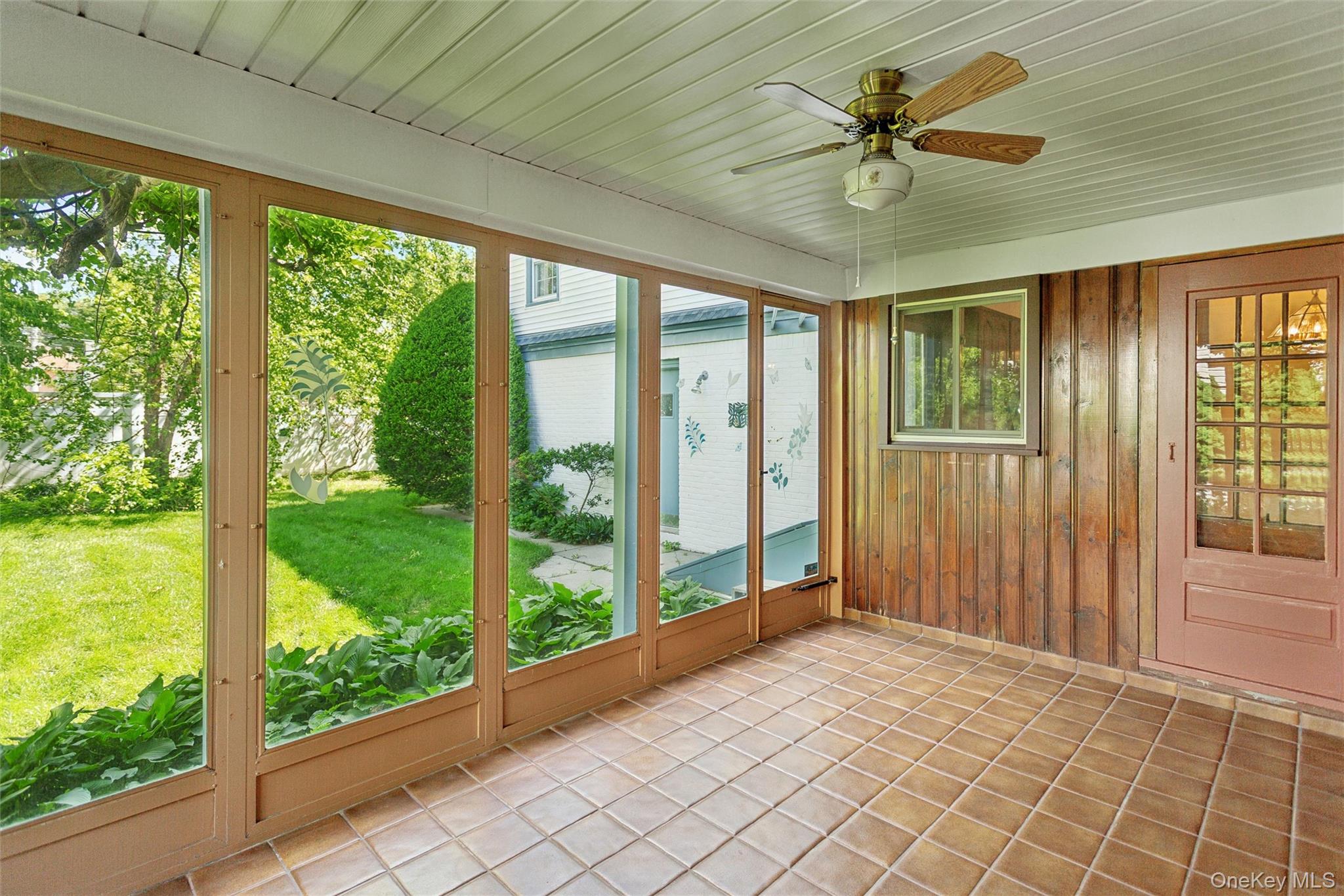 621 Oxford Street Property Photo 15