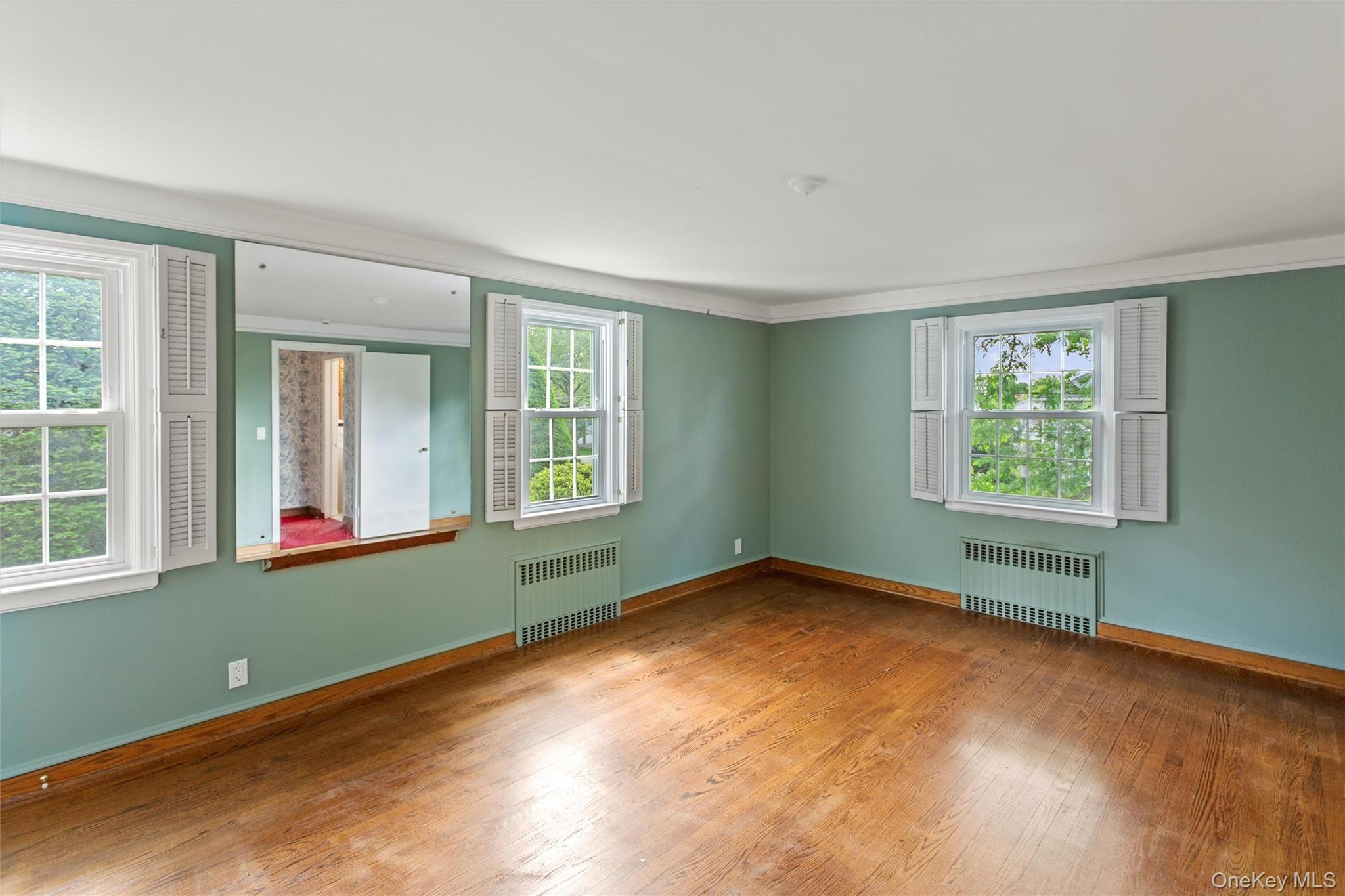 621 Oxford Street Property Photo 19