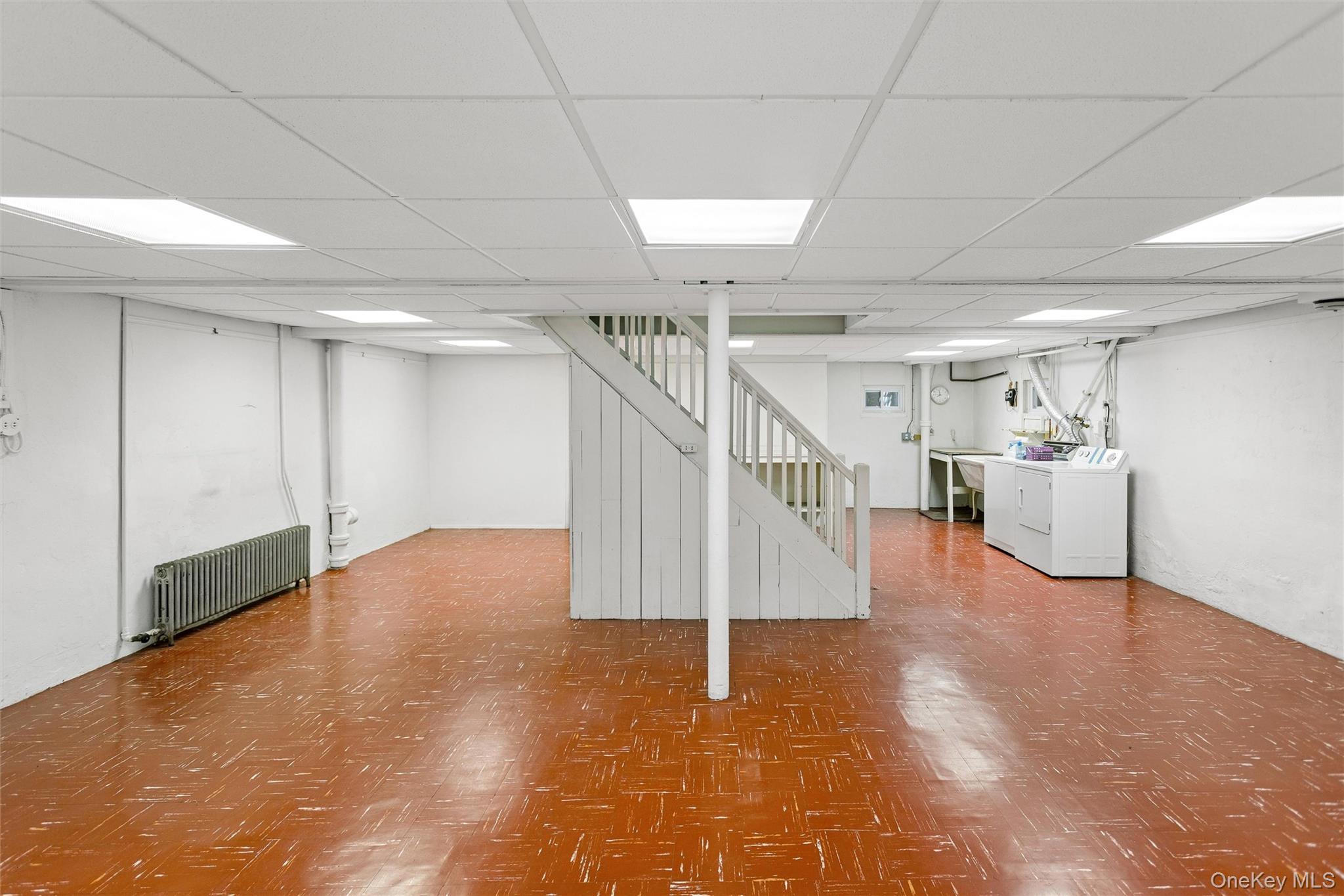621 Oxford Street Property Photo 33