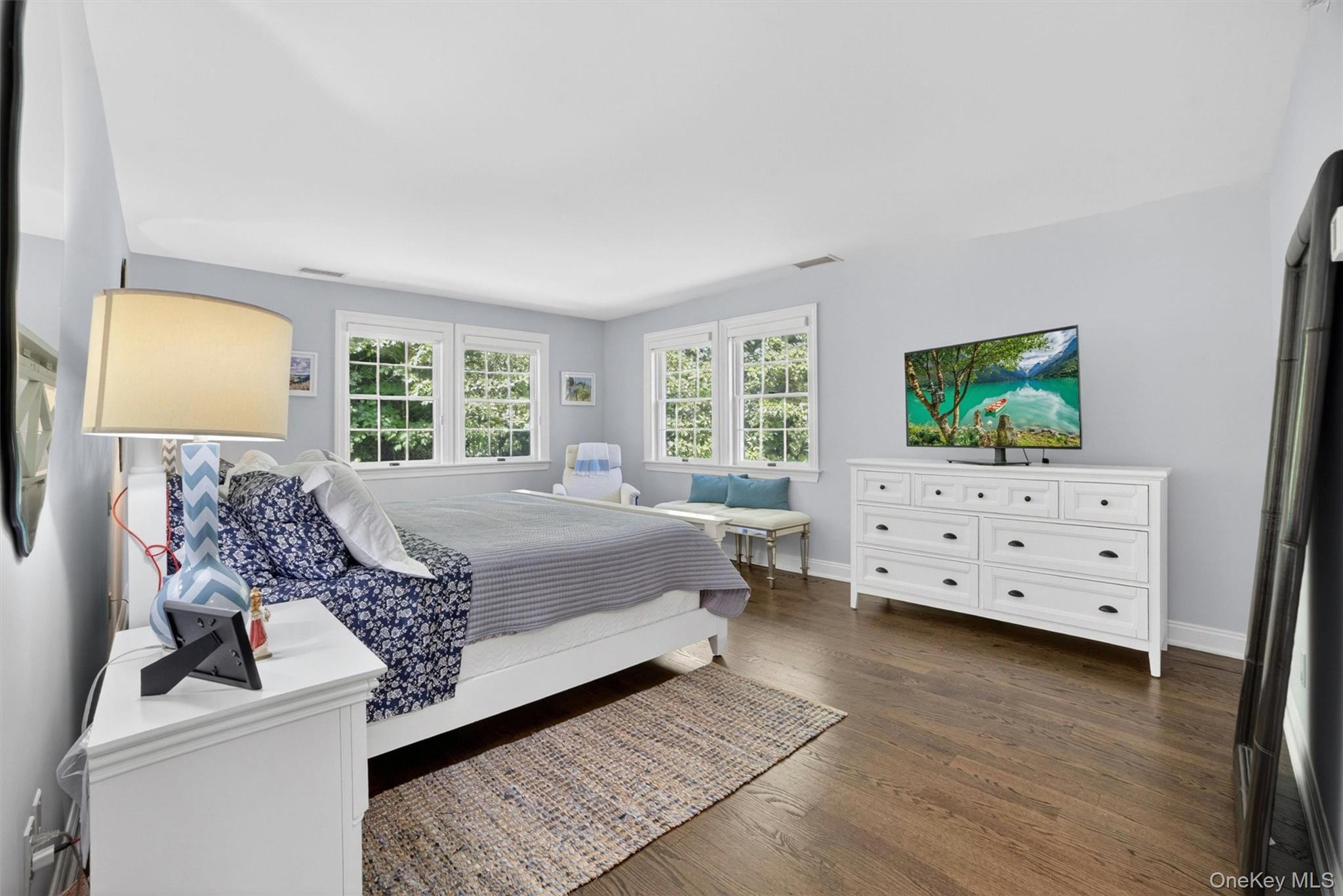 26 Wyndham Close Property Photo 24