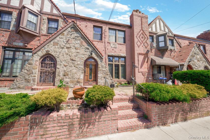 13009 227th Street Property Photo 1