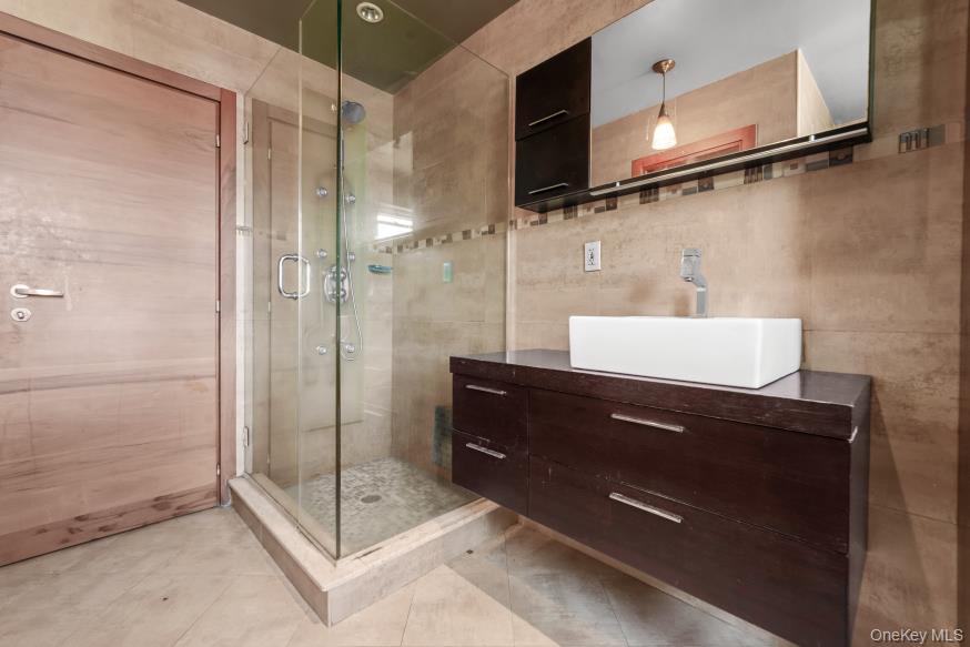 13009 227th Street Property Photo 8